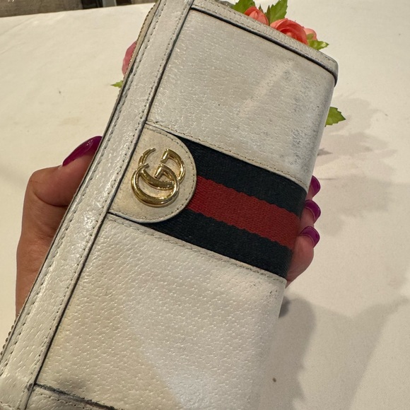 Authentic Gucci zippy wallet - Picture 9 of 11